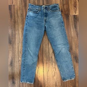Levi’s Wedgie Cropped Jeans